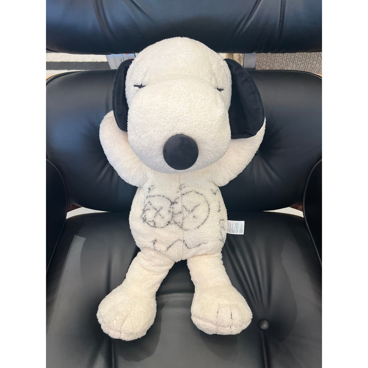 Kaws snoopy plush white best sale