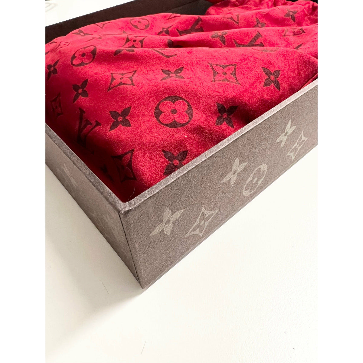 Louis Vuitton x Virgil Abloh Jigsaw Puzzle Gift - Brown Decorative Accents,  Decor & Accessories - LOU440595