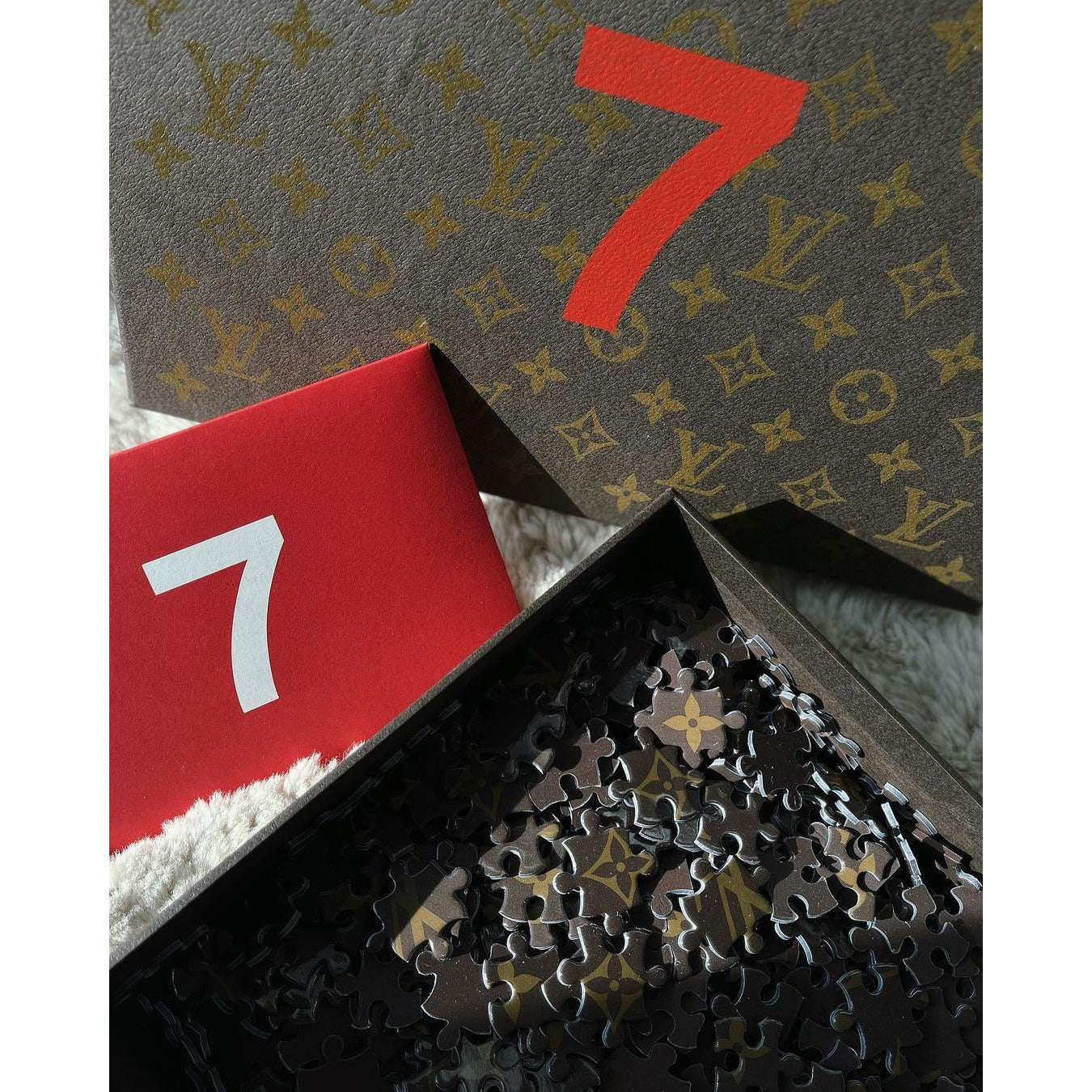 LOUIS VUITTON EMBOSSED LV LOGO INVITE TO RUNWAY SPIN OFF SHOW W